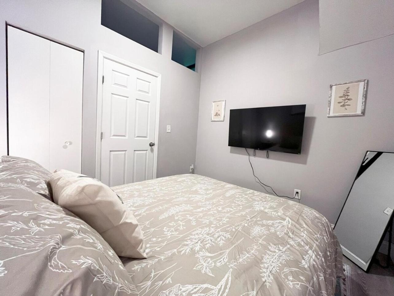 Local Modern Getaway - Ground Floor Apartment Cleveland Exterior foto